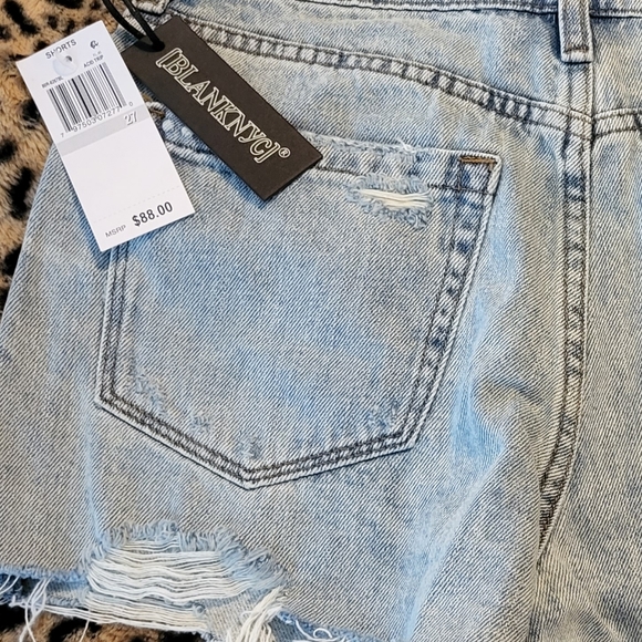 NWT BlankNYC The Barrow Vintage High Rise Distressed Cut-Off Short $88 - Picture 6 of 11
